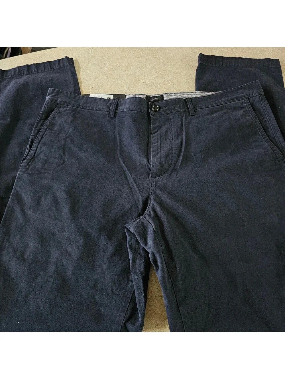 Hugo Boss Men's Dark Blue Regular Fit Trousers Size 38R New